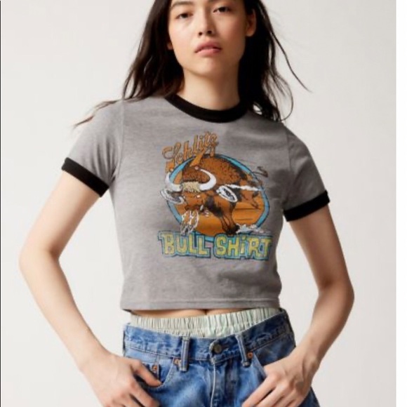 NWOT Urban Outfitters graphic T - Picture 1 of 3